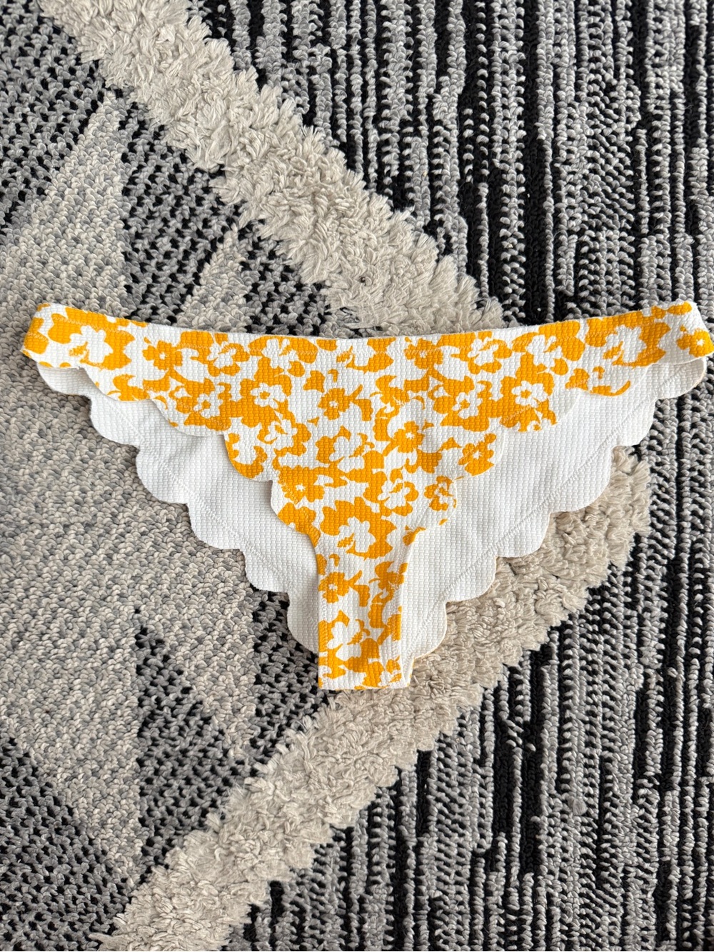 Marysia Swim Yellow Floral Scalloped Bikini Bottom size M NWOT